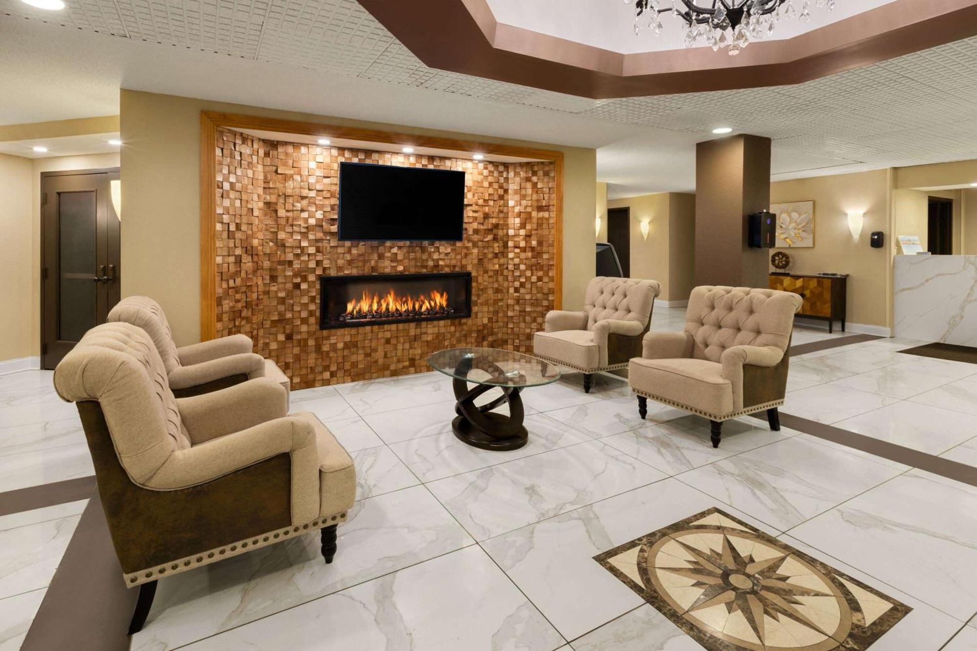 Hotel Wingate By Wyndham Troy Esterno foto